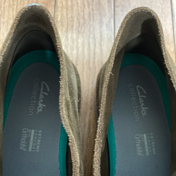 Clark’s Suede Chukka Boot - 10.5 - Picture 8 of 10